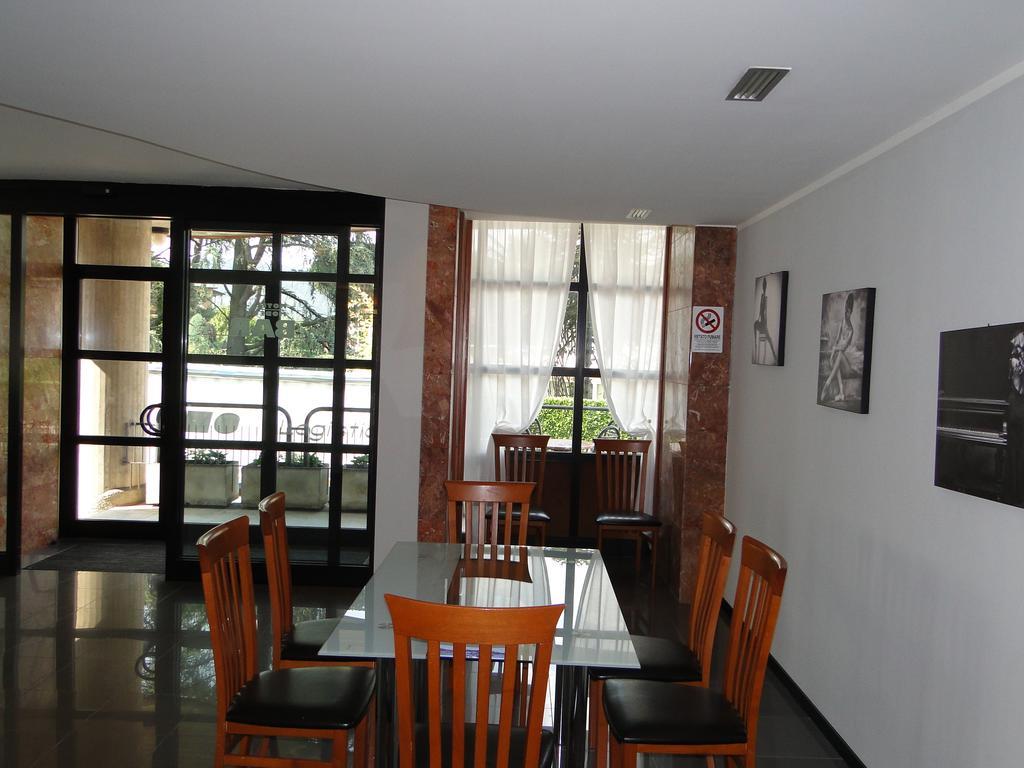 גרומלו דל מונטה Hotel Moderno מראה חיצוני תמונה